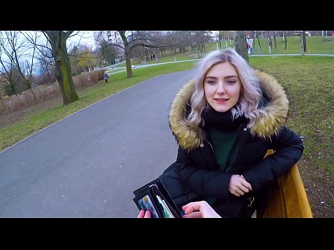 ❤️ Swallows hot cum coigreach airson airgead - blowjob anns a 'phàirc le Eva Elfie ️ Porno aig porn gd.pornplaybb.ru ️❤